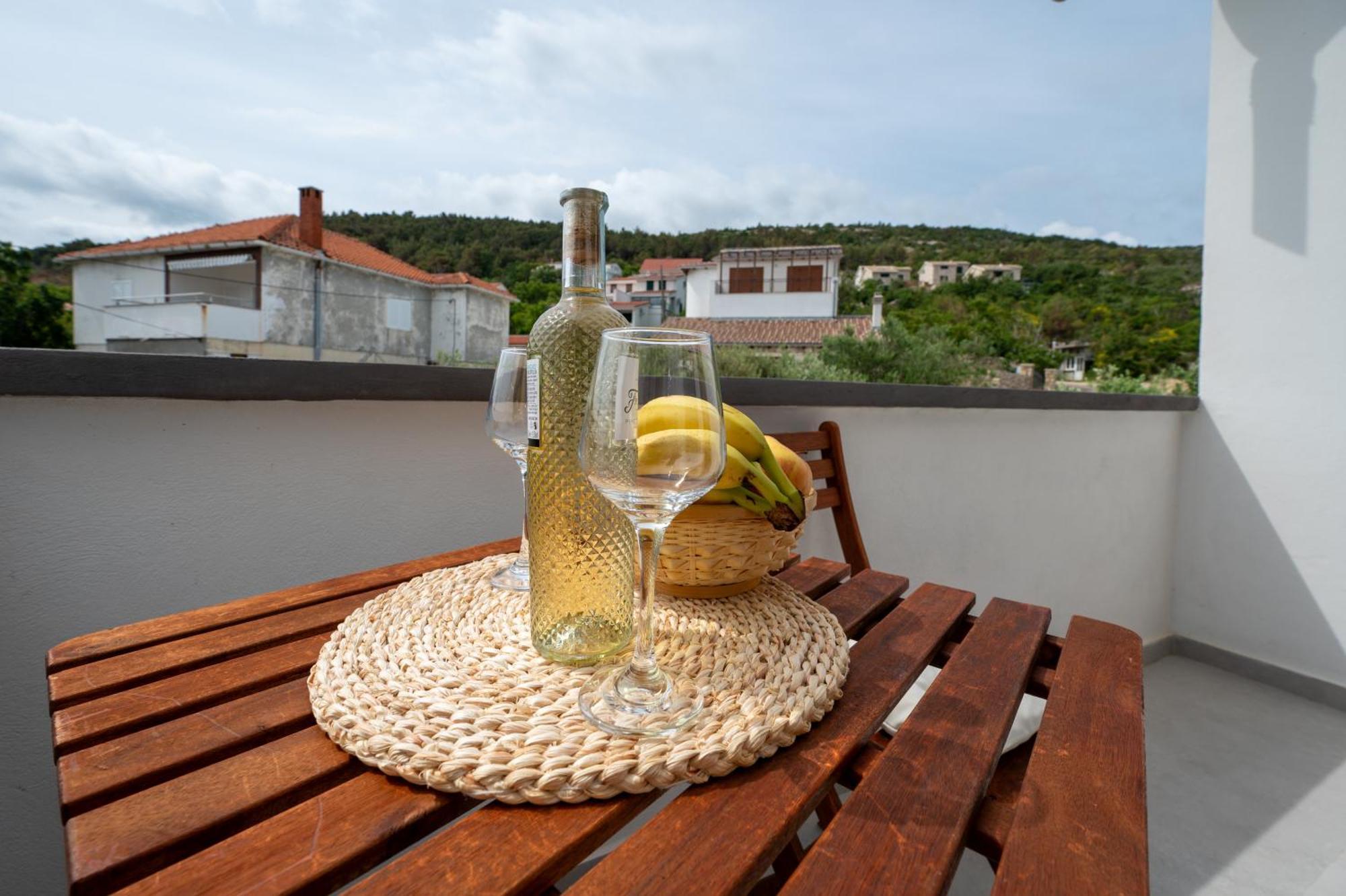 Apartments Kondric Винерац Екстериор снимка